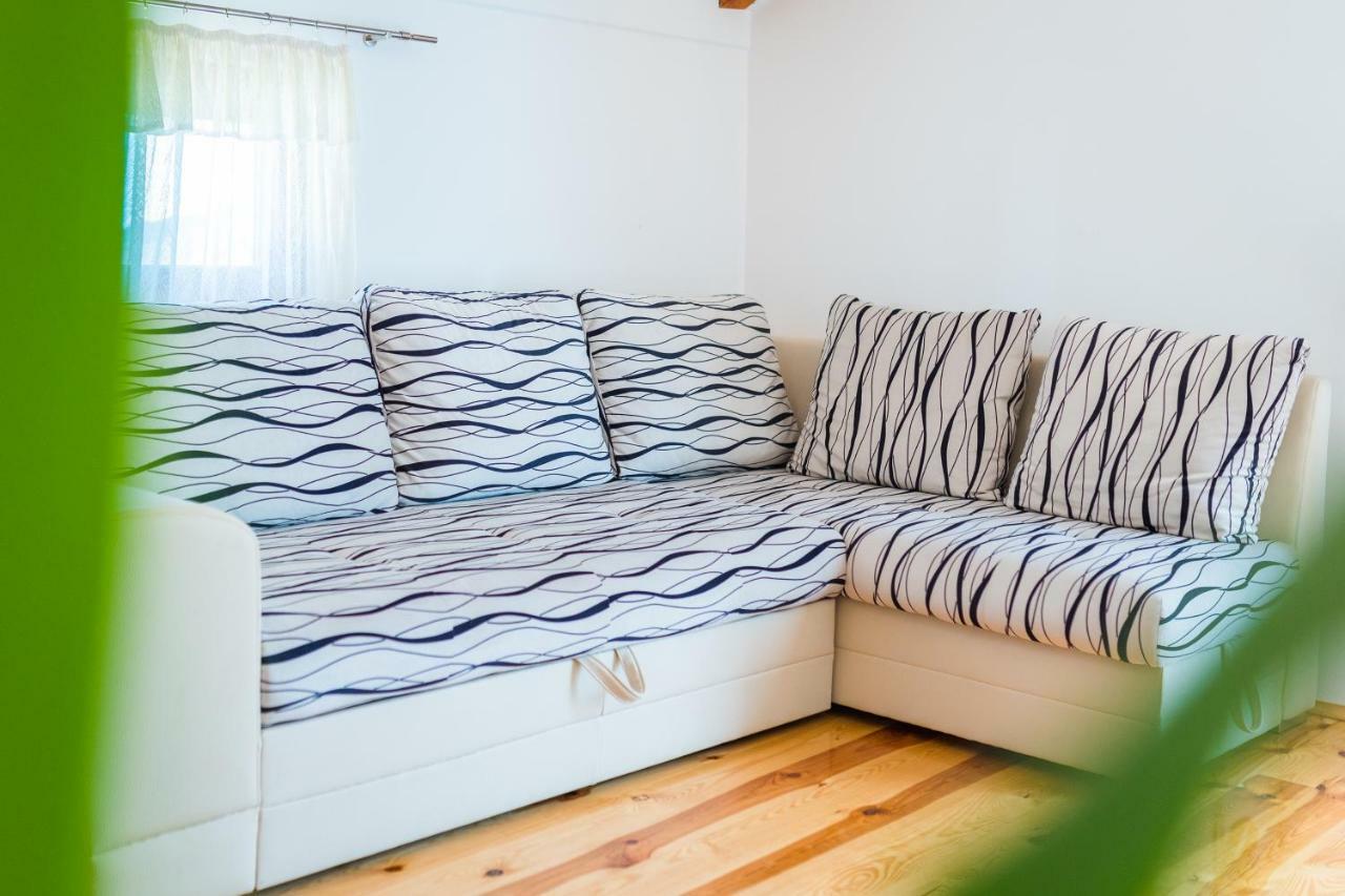 Apartment Bogdanovic Tisno Eksteriør billede